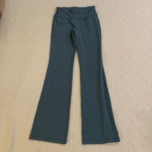 Athlete Girl flare pants